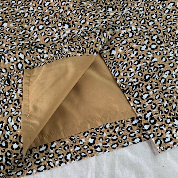 J. Crew tan animal print pencil skirt lined zip back vent size 12 - Picture 9 of 13
